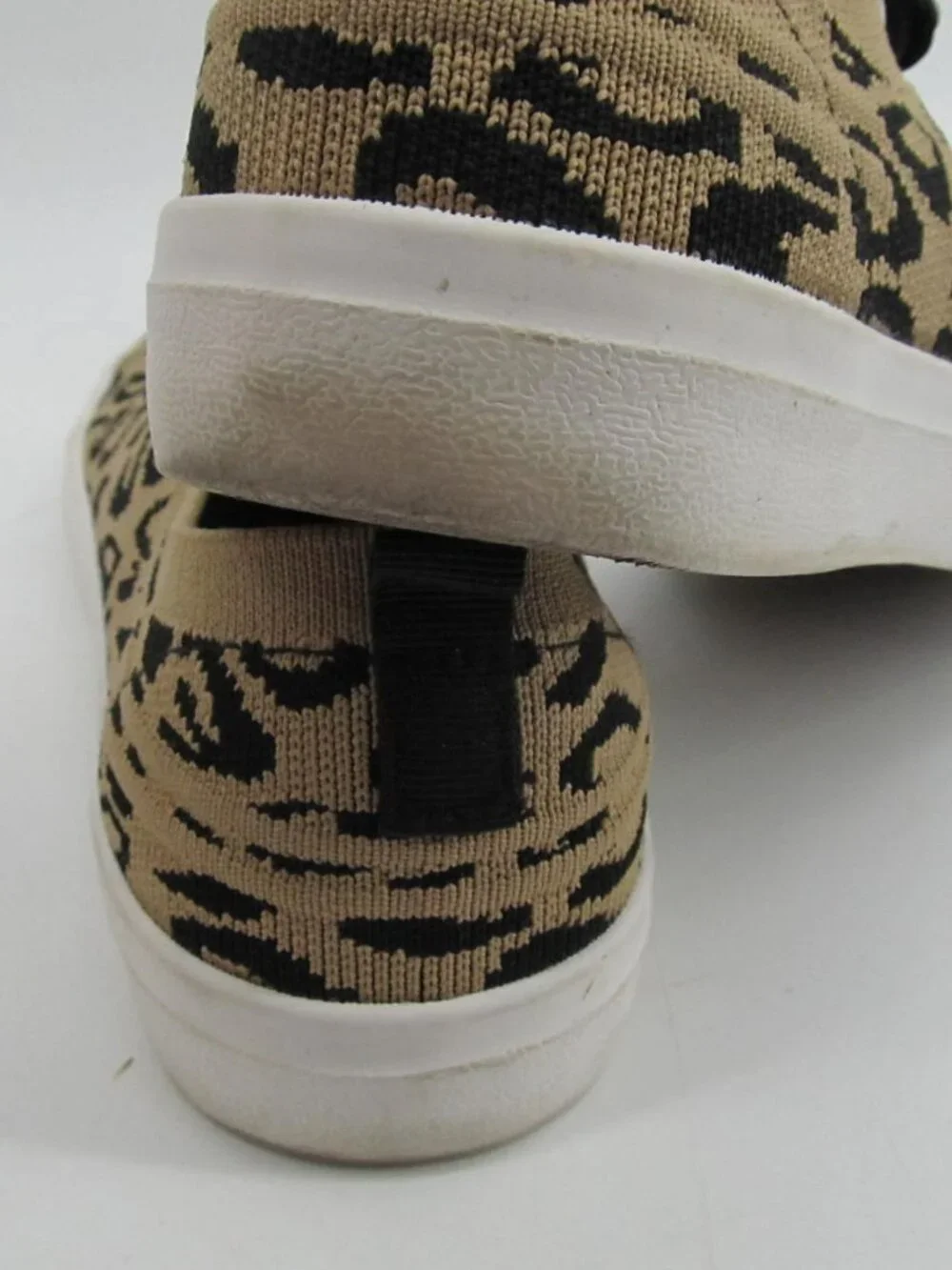 Leopard Animal Print Women's Lace Sneakers Slip on Size 11 Shoes Jelly Pop